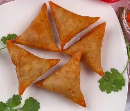 Aloo Samosas (12 pcs)